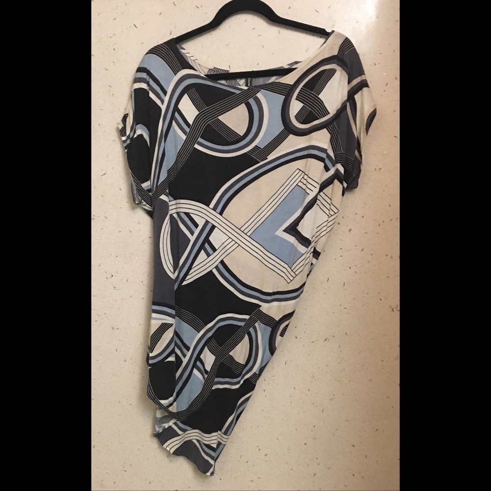 Eugenia Paul Geometric Print Asymmetrical Shirt